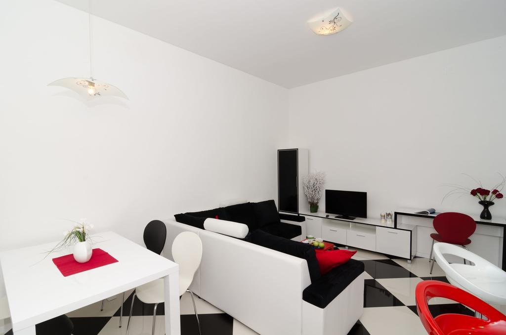 Guest House Cinema Close To Port Dubrovnik Quarto foto