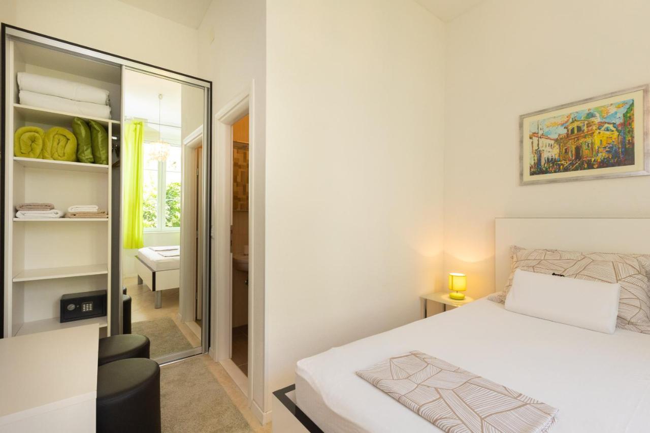 Guest House Cinema Close To Port Dubrovnik Exterior foto